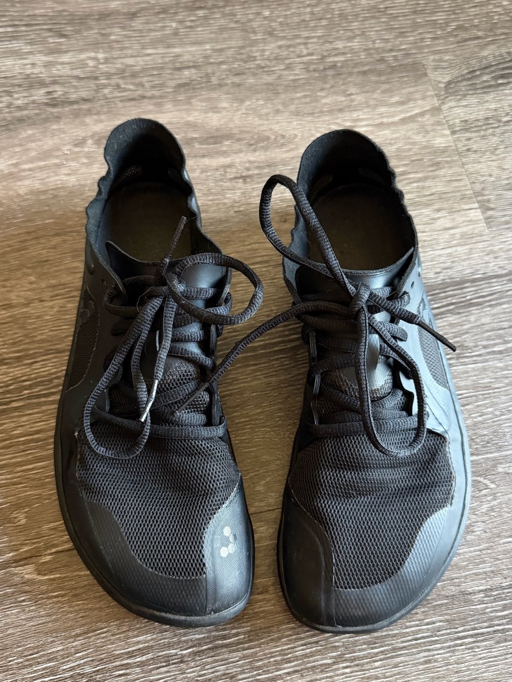 Vivobarefoot Black Barefoot Minimalist Sneakers EU 39 US 8